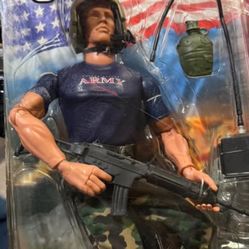 This is a 2002 Hasbro G.I. Joe 160th SOAR (Special Operations Aviation Regiment) 12-inch action figure. It represents the elite "Night Stalkers" unit,