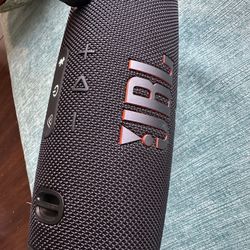 JBL Charge 6 Portable Bluetooth Speaker Waterproof Wireless 28Hr Play – Black Like Nee