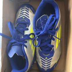 Soccer cleats kids