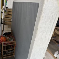 Box Spring (Full)