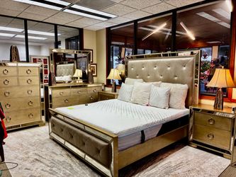 King Bedroom Set