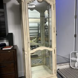 Ethan Allen Curio Cabinet