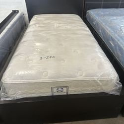 Twin size mattress, and boxspring and bed good condition free delivery
