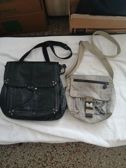 LADIES PURSES AND WALLETS $3.00 EACH