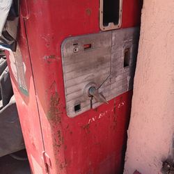 1950s Coca-Cola Vendolator Machine 