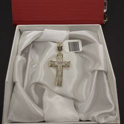 Gold Diamond Cross Pendant 