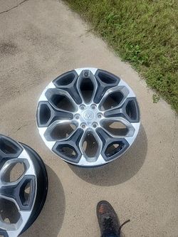 22-inch factory OEM wheel rim for a 2019-2026 Dodge Ram 1500