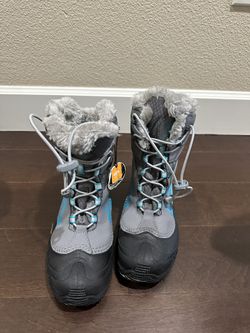 Columbia youth Snow Boots 