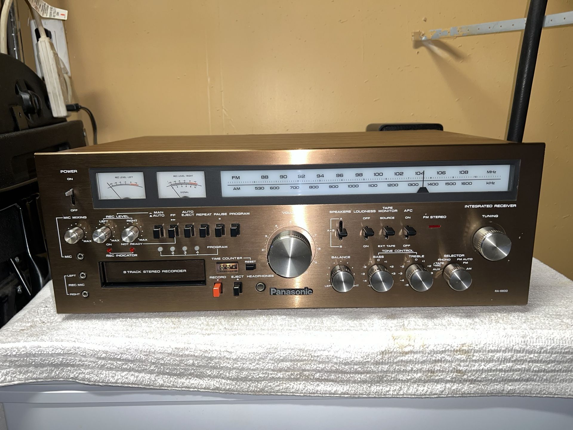Panasonic Old School Vintage Receiver 8 Track