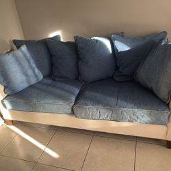 Sofa 