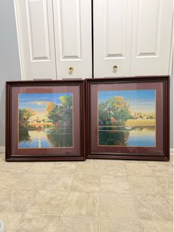 2 Beautiful 33 by 33 inch wall art. (MUST SELL TODAY)