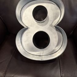 #8 Cake Pan - Makes a great racetrack cake, too!