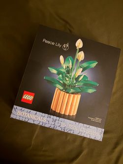 Lego Peace Lily