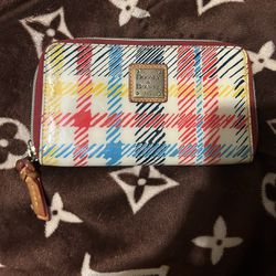 Selling Great Condition Dooney & Burke Barley Used Woman’s Wallet! 