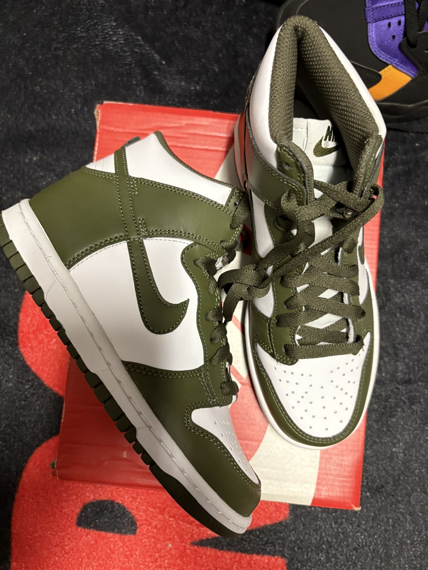 Nike Dunks Olive Green