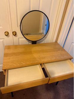 Wooden desk with mirror