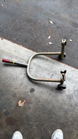 Motorcycle lift