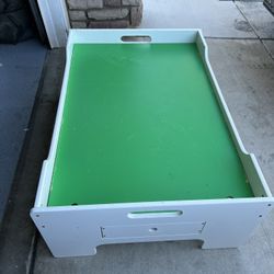 Kids Play Table 
