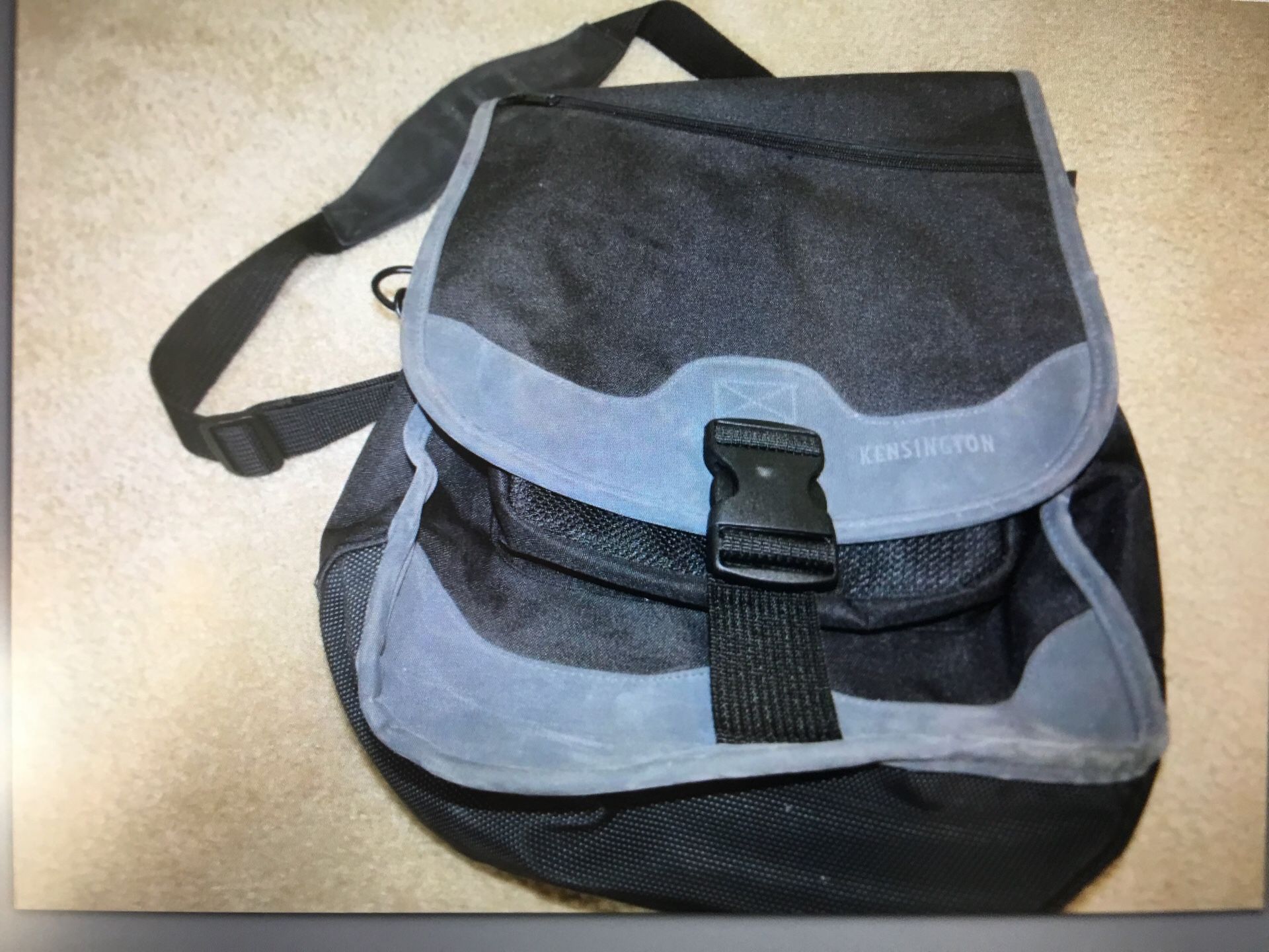 Kensington laptop bag, messenger shoulder backpack 15–17“ notebook