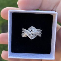 10k White Gold Baguette Diamond Ring 