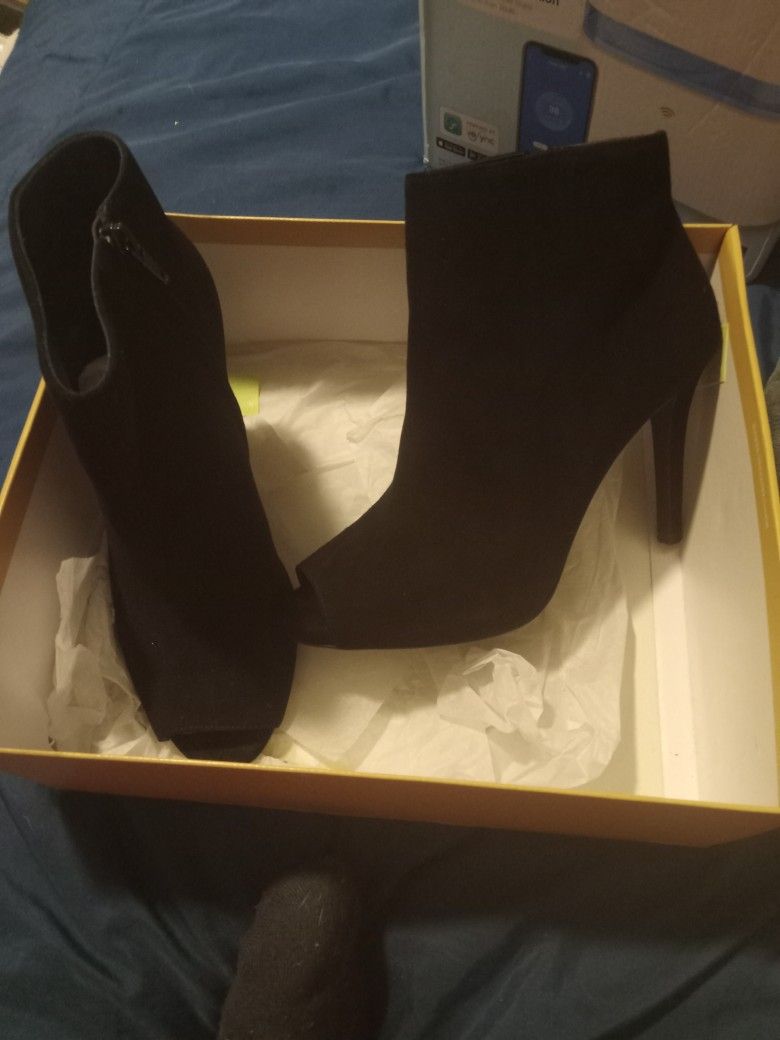 Michael Kors Whitley Booties Black