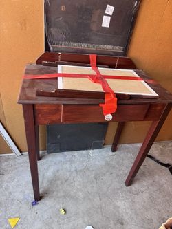 Small Vanity Table