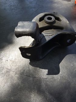90-93 Integra M/T Rear Motor Mount