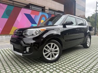 2019 Kia Soul +