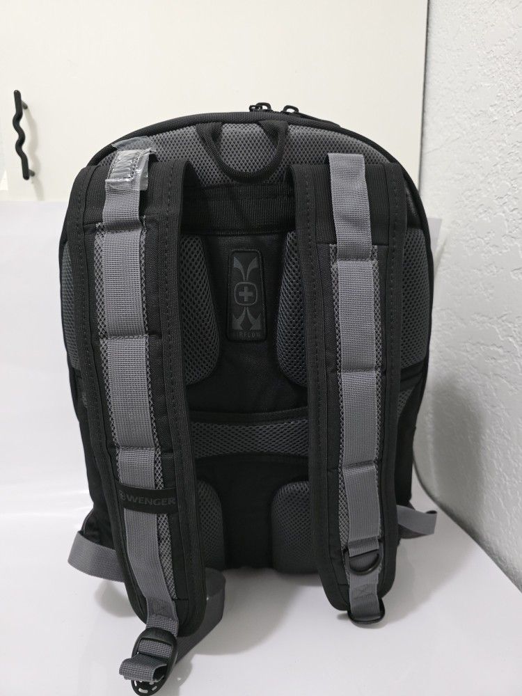 Wegner The Synergy Laptop Backpack