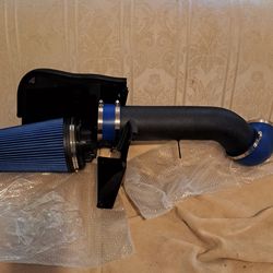 Chevy Tahoe gmc Sierra cold air intake Kit (brand new ) 99-06