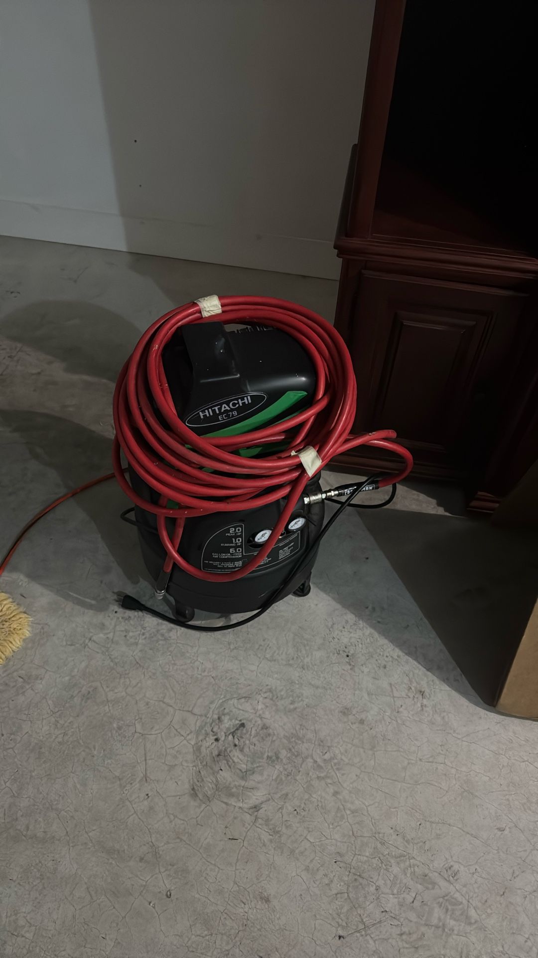 Hitachi Compressor