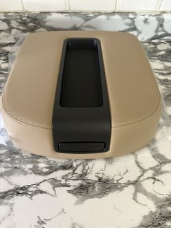 New Beige Center Console Cover Armrest Lids with Base for 07-13 Chevy Avalanche Suburban Tahoe, 07-14 Silverado/GMC Sierra