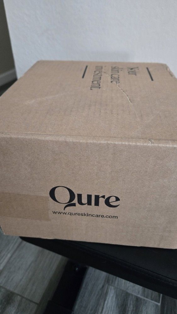 Qure Rejuvalight Pro LED Light