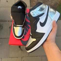 Air Jordan 1 Silver Toe 
