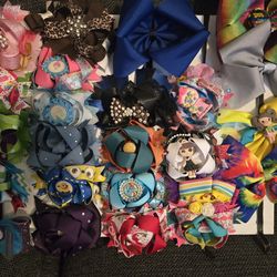 Used. Bows for sell $3 each