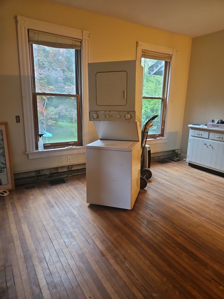 GE Spacemaker Washer Dryer Combo