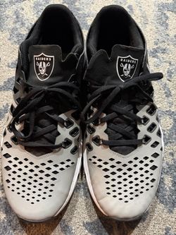 Nike Raiders Sneakers