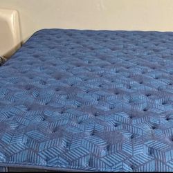 Lovely 💖QUEEN 💖MATTRESS 💖ONLY 