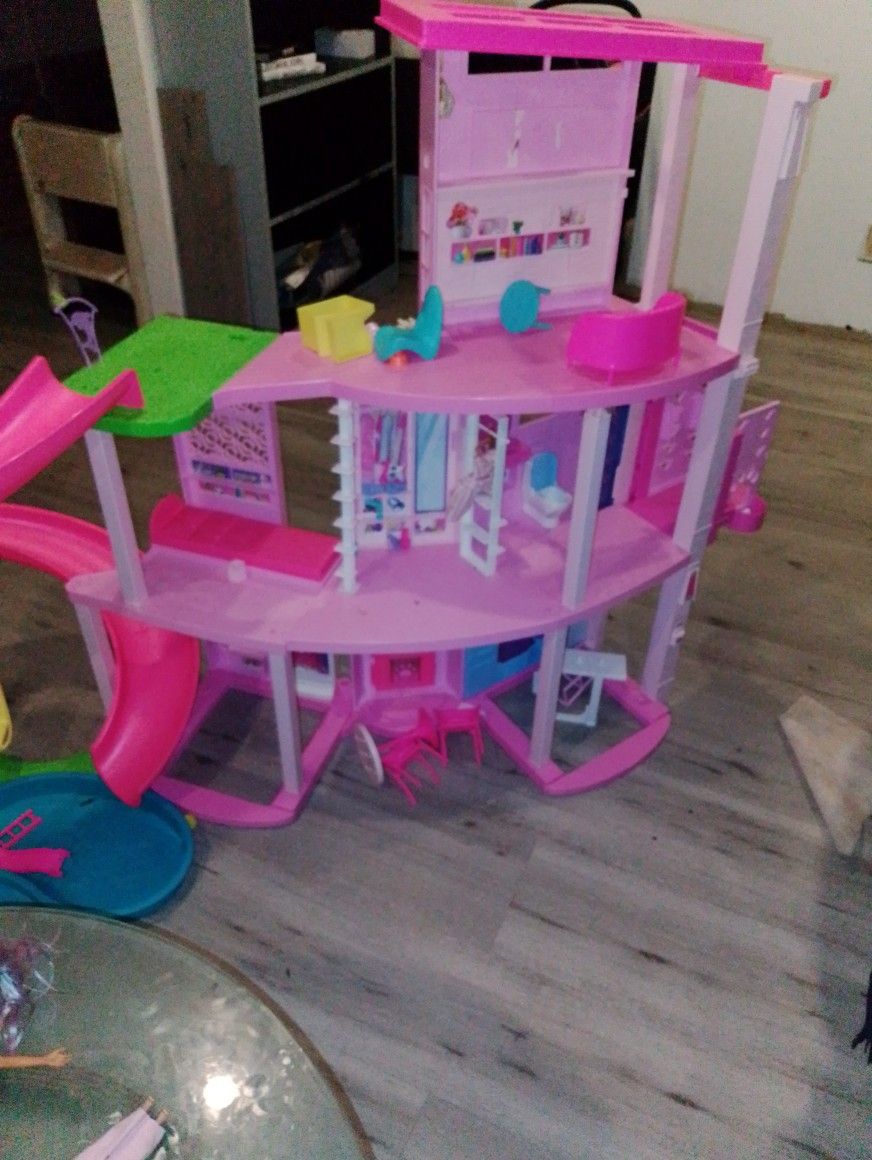 Barbie Dream House
