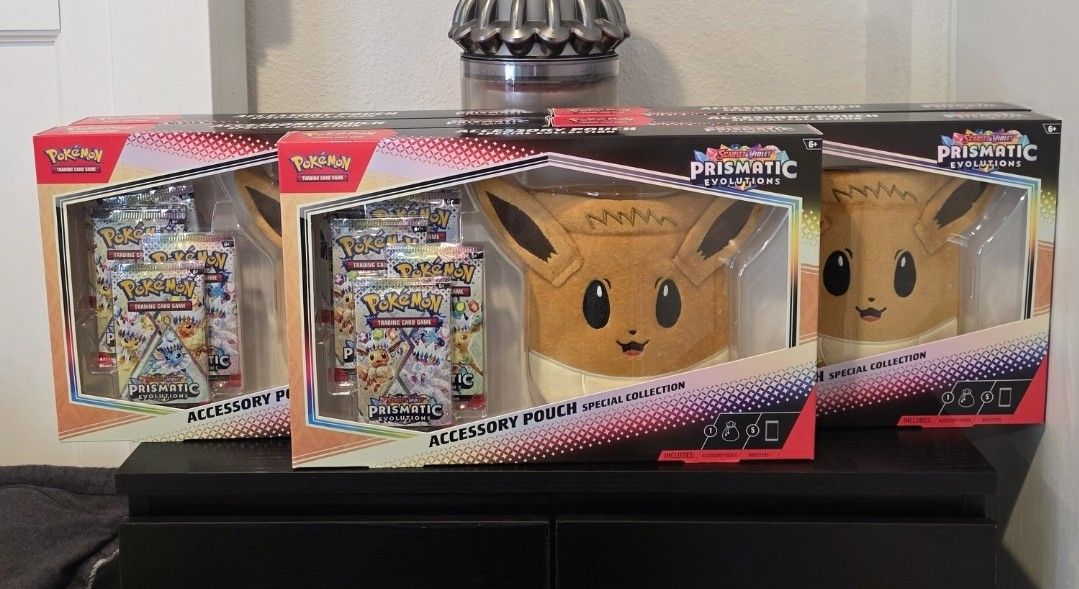 Pokémon Prismatic Evee