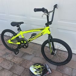 Boy Or Girl 20" Wheel BMX Bicycle By Mongoose W Brand New Helmet Ready To Ride 