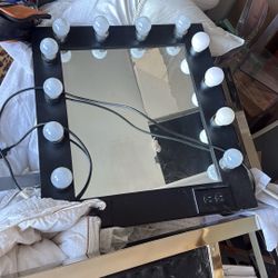 Vanity Makeup Mirror