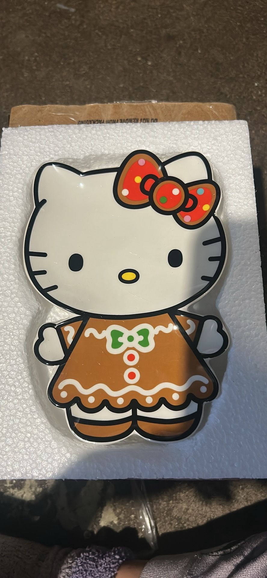 Hello Kitty holiday plate