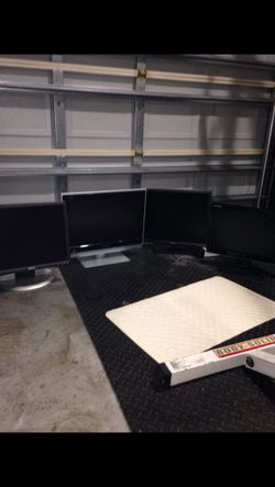 Computer Monitors & TV