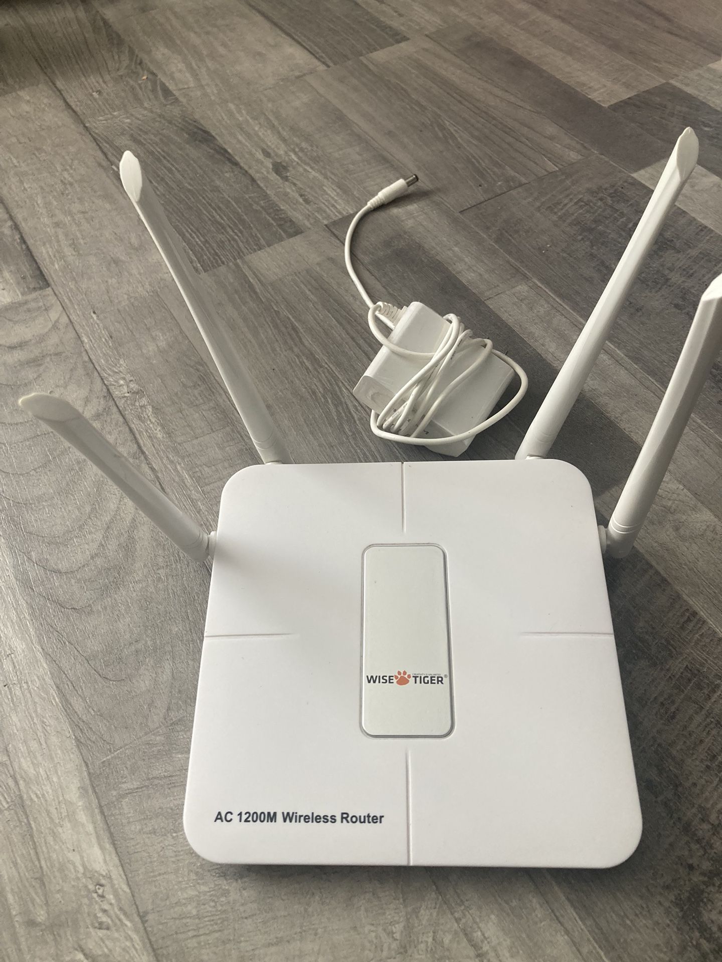 Wise Tiger Wi-Fi Router