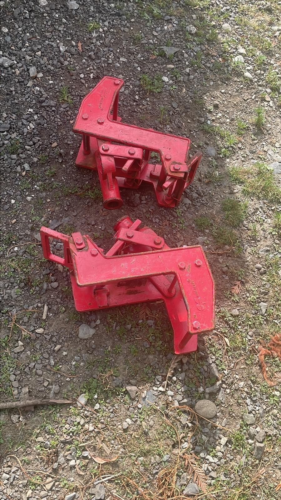Jacks for lifting walls Gatos Para Levantar Paredes