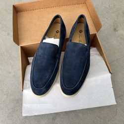 Loro Piana Divise Lasy Summer Walk Suede in Argo Blue Melange