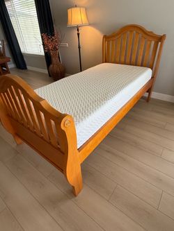 Twin XL Solid Wood Bed frame and Memory Foam Mattress