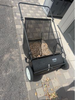 Lawn sweeper