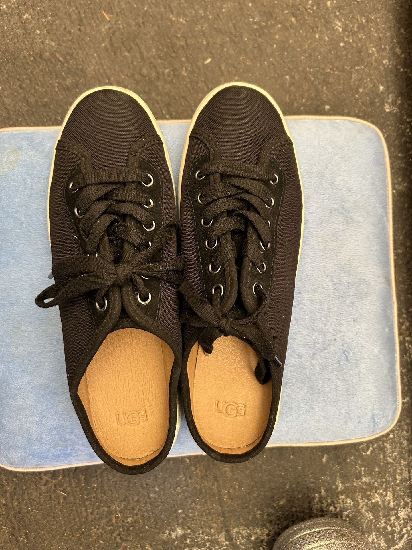 Ugg Shoes